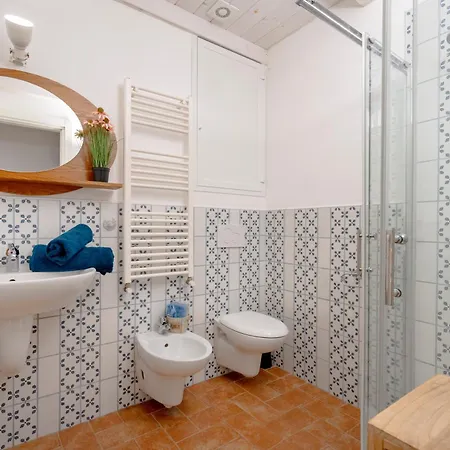 Martinirooms 3,0 לינה וארוחת בוקר 3*